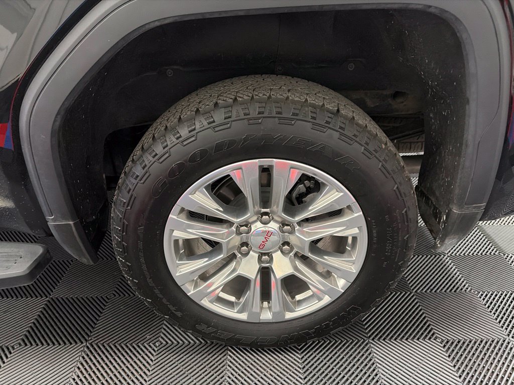Used 2025 GMC Sierra 1500 Denali AWD/4WD image 33