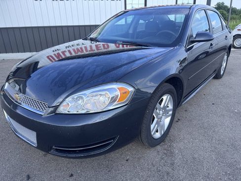 Used 2015 Chevrolet Impala LT w/ LT Sunroof Package FWD image 2