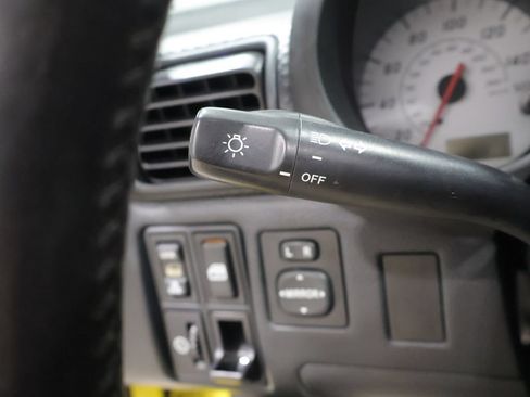 Used 2001 Toyota MR2 RWD image 21