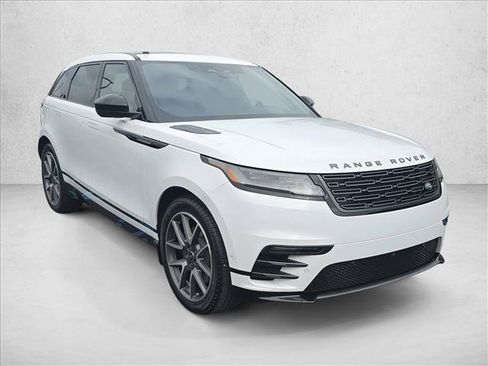 New 2026 Land Rover Range Rover Velar Dynamic SE image 3