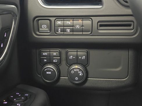 Used 2023 Chevrolet Tahoe RST w/ Luxury Package image 25