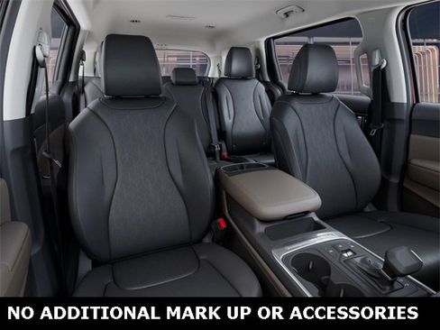 New 2026 Kia Carnival image 15