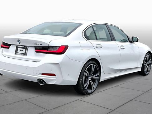 Certified 2024 BMW 330i Sedan w/ Premium Package image 12