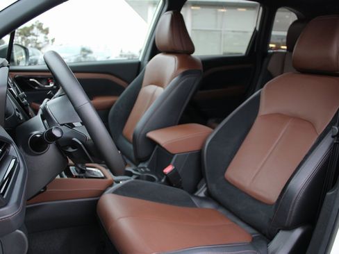 Certified 2025 Subaru Forester Touring image 10