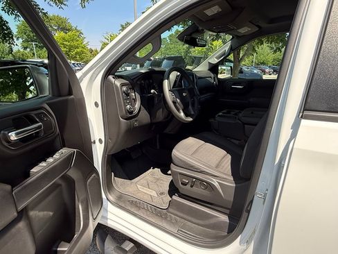 Used 2024 Chevrolet Silverado 1500 Custom w/ Turbomax Blackout Package AWD/4WD image 10