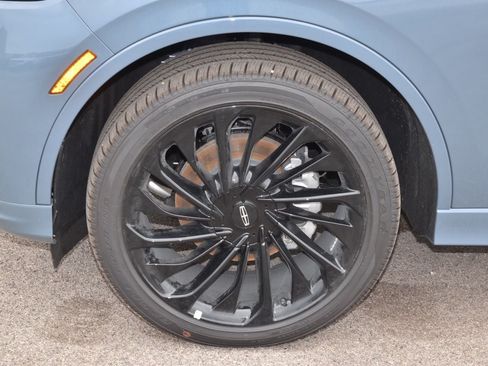 New 2026 Lincoln Aviator Reserve AWD/4WD image 39