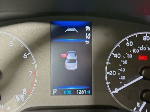 Certified 2025 Toyota Corolla LE image 12