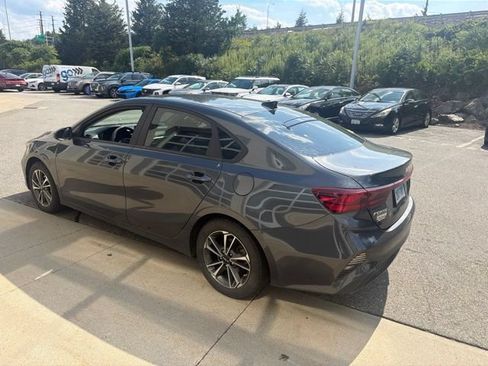 Used 2023 Kia Forte LXS FWD image 2