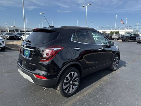 Certified 2022 Buick Encore Preferred w/ Safety Package FWD image 5