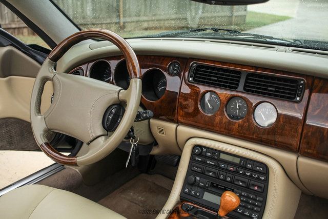 Used 1999 Jaguar XK8 Convertible RWD image 39