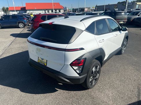 New 2025 Hyundai Kona SEL image 5
