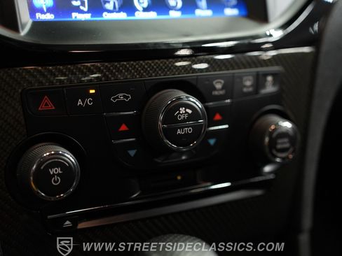 Used 2012 Chrysler 300 SRT8 w/ 19-Premium Speaker Group image 39