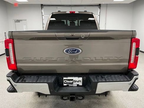 Used 2023 Ford F350 Lariat w/ Lariat Ultimate Package AWD/4WD image 9
