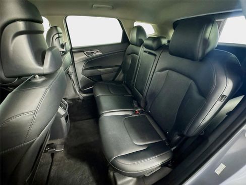 Certified 2024 Kia Sportage EX FWD image 22
