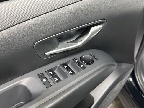 Certified 2025 Hyundai Santa Cruz SEL image 6