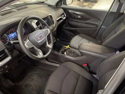 Certified 2024 GMC Terrain SLE w/ Driver Convenience Package image 10