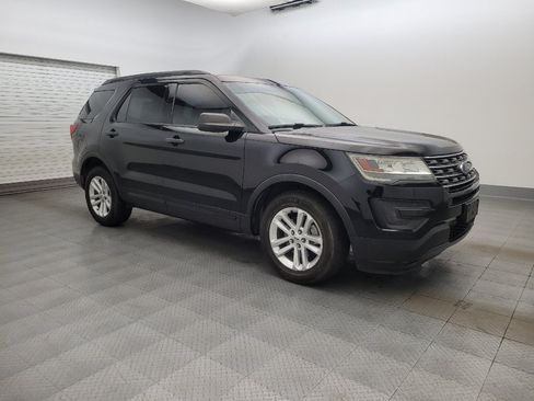 Used 2017 Ford Explorer FWD image 11