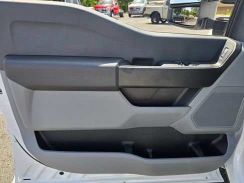 Used 2024 Ford F350 XL w/ XL Chrome Package RWD image 8