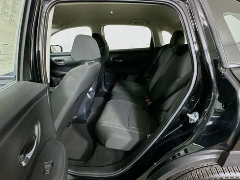 Used 2025 Honda HR-V LX image 14