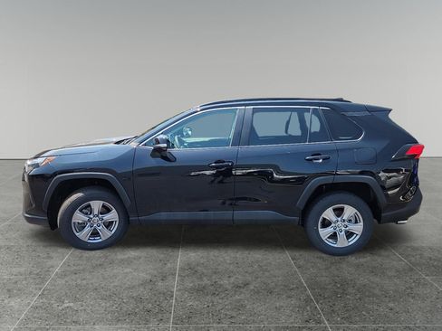 Certified 2024 Toyota RAV4 XLE FWD image 4
