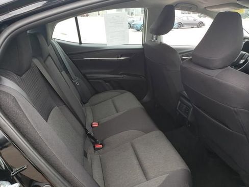 Used 2025 Toyota Camry LE FWD image 15