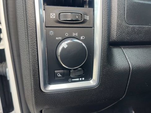 Used 2024 RAM 1500 Warlock RWD image 16