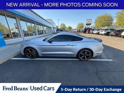 Used 2017 Ford Mustang GT Premium w/ Equipment Group 401A RWD image 6