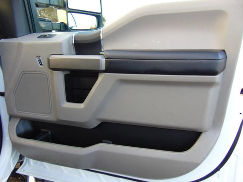 Used 2019 Ford F250 XLT image 35