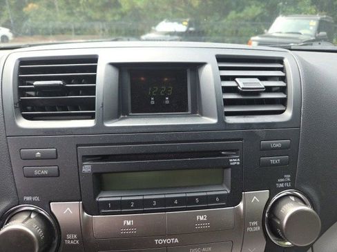 Used 2009 Toyota Highlander 2WD image 32