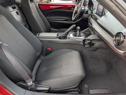 Used 2019 MAZDA MX-5 Miata Club image 20