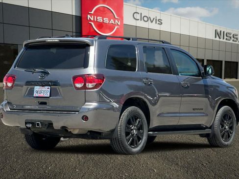 Used 2021 Toyota Sequoia TRD Sport w/ TRD Sport Premium Package AWD/4WD image 3