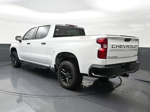 Used 2024 Chevrolet Silverado 1500 Custom Trail Boss AWD/4WD image 3
