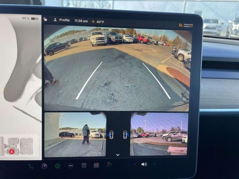 Used 2022 Tesla Model Y Long Range image 38