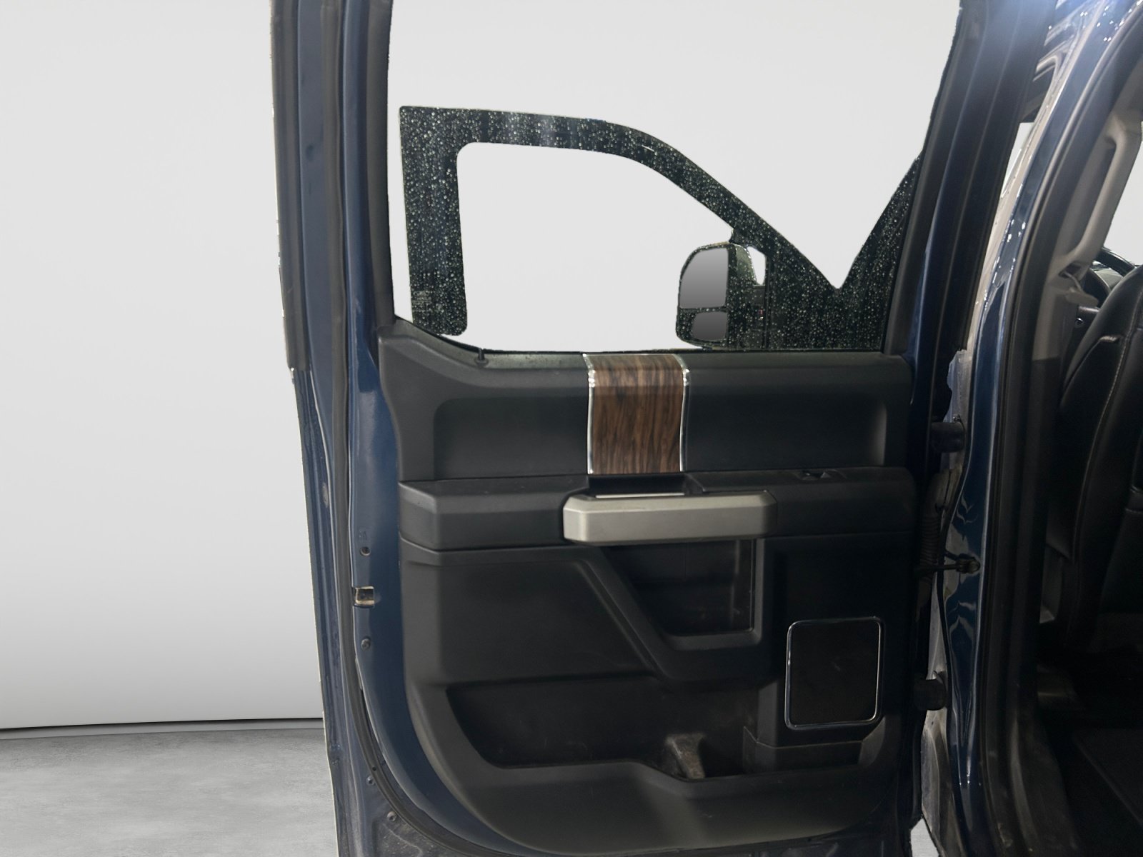 Used 2018 Ford F150 Lariat AWD/4WD image 14