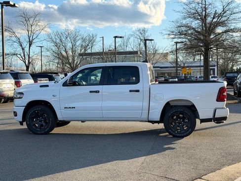 New 2026 RAM 1500 4x4 Crew Cab image 11