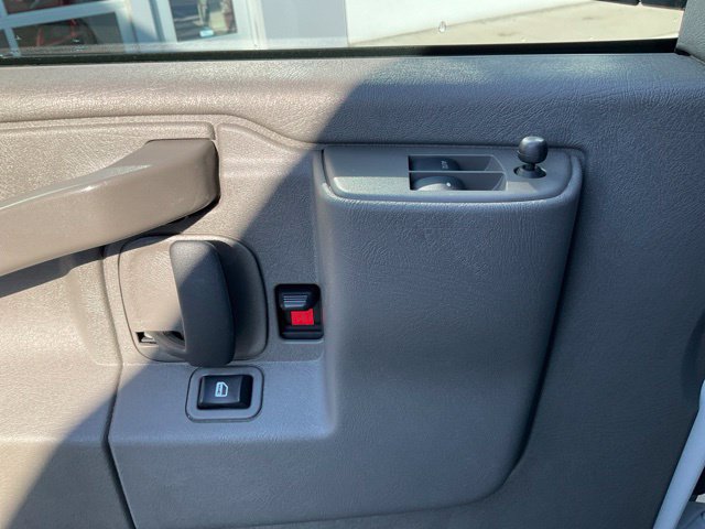 Used 2025 Chevrolet Express 2500 w/ Driver Convenience Package RWD image 6