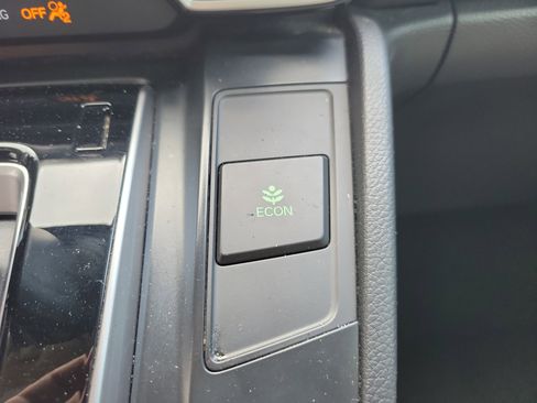 Used 2019 Honda CR-V EX image 29