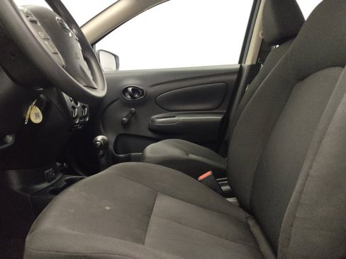Used 2019 Nissan Versa S Plus FWD image 17