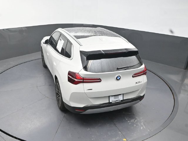 Used 2025 BMW X3 xDrive30i w/ Premium Package AWD/4WD image 16