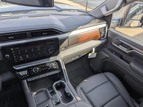 New 2026 GMC Sierra 2500 Denali image 21