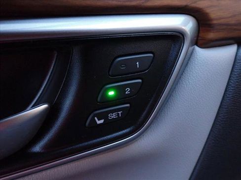 Used 2019 Honda CR-V EX-L image 16