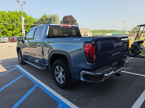 Used 2024 GMC Sierra 1500 SLT AWD/4WD image 6