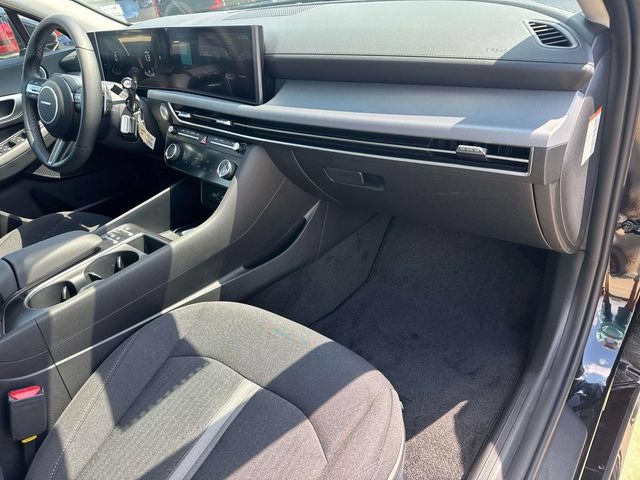 New 2026 Hyundai Sonata SEL FWD image 16