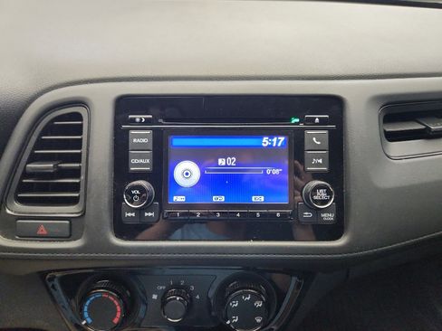 Used 2018 Honda HR-V LX image 15