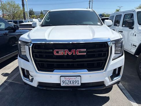 Used 2023 GMC Yukon SLE RWD image 2