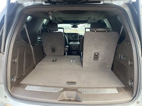 Used 2024 GMC Yukon Denali w/ Max Trailering Package image 8