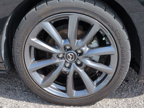 Used 2022 MAZDA MAZDA3 s FWD image 11