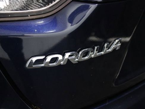 Used 2022 Toyota Corolla LE image 7