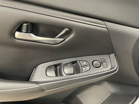 New 2025 Nissan Sentra SV w/ All-Weather Package image 7