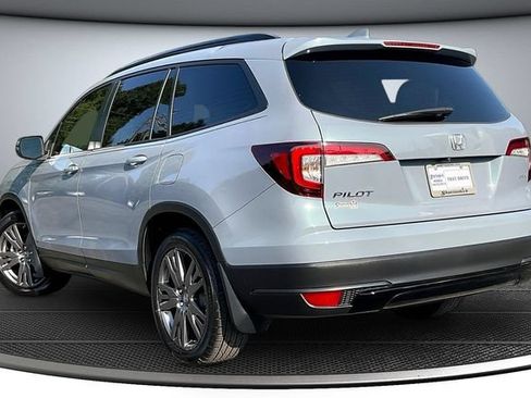 Used 2022 Honda Pilot Sport image 7